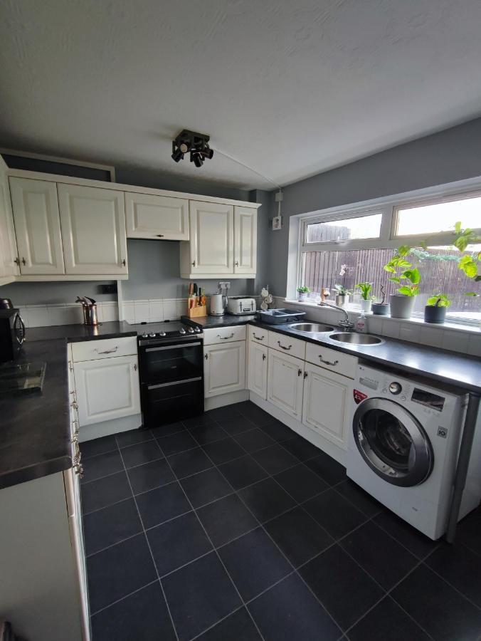 Cosy House In Birmingham Excellent Connections To City Centre Bagian luar foto